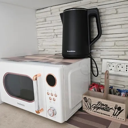 アパート Irina's Premier At Seven Palms, サターン