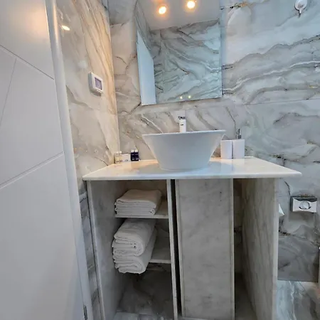 Irina's Premier At Seven Palms, 公寓 萨图恩