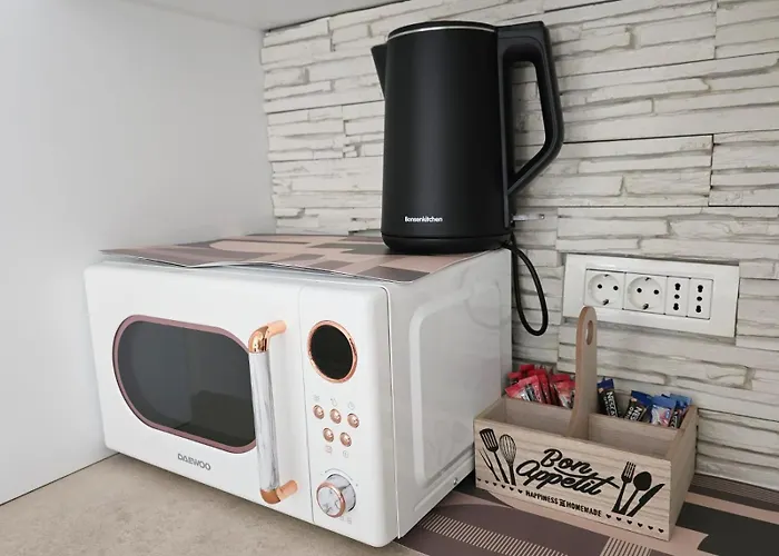 アパート Irina's Premier At Seven Palms, サターン