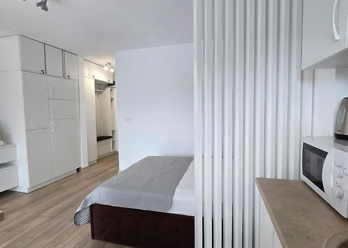 Irina's Premier At Seven Palms, *