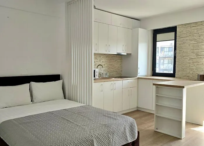 Irina's Premier At Seven Palms, *